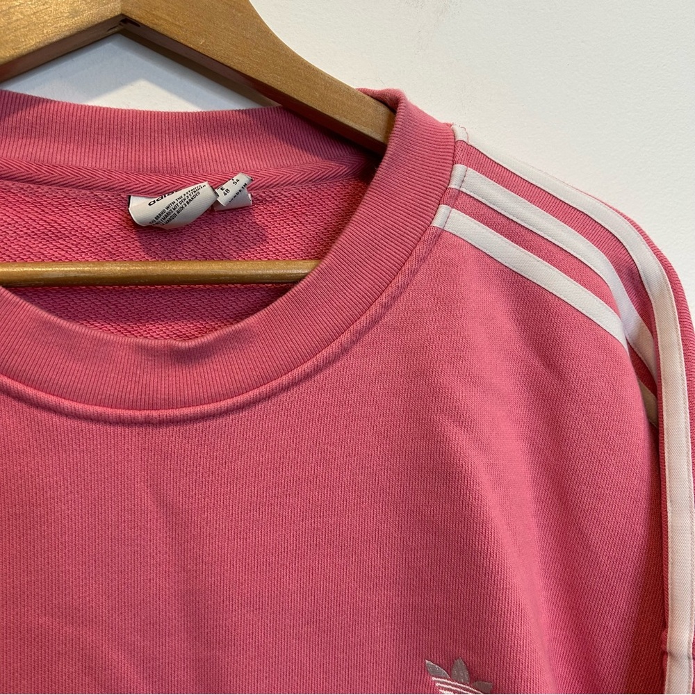 Adidas Originals Adicolor Classics Oversized Sweatshirt China Pink Cropped - Picture 3 of 6